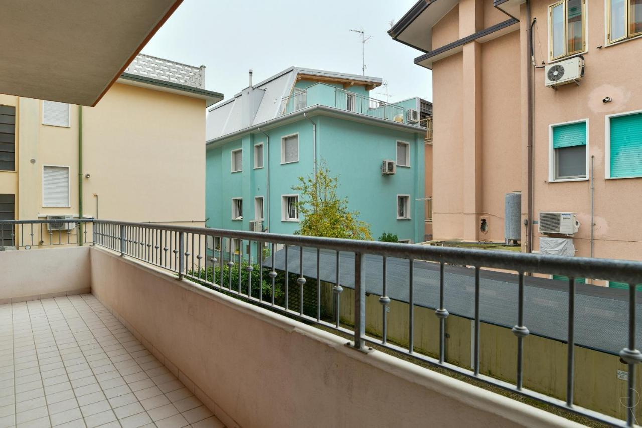 Maestrale Canova Apartments กาออร์เล ภายนอก รูปภาพ