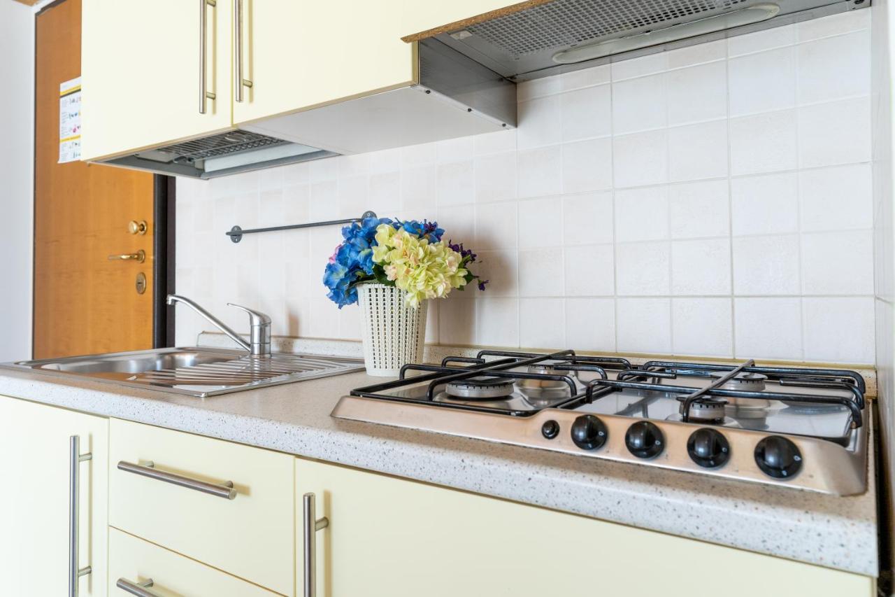 Maestrale Canova Apartments กาออร์เล ภายนอก รูปภาพ